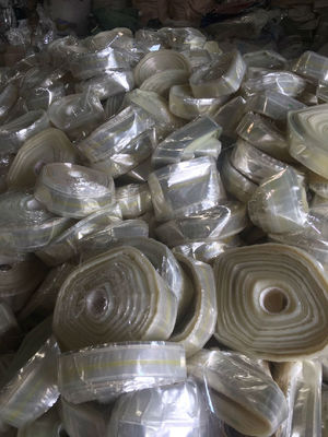 弘振塑料回收中心 广东回收PET与PE塑料，专业销售服务